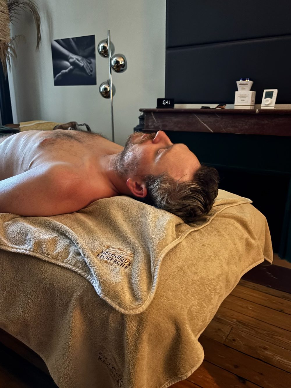 Soin Kobido pour homme · à domicile